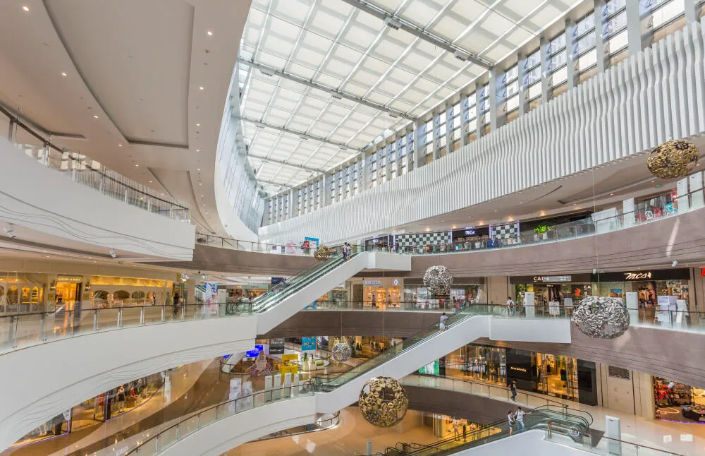 Sanitização para shoppings: prepare-se para a reabertura